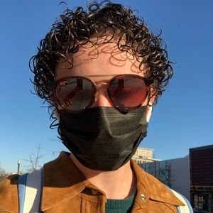 Meet your Posher, Eli